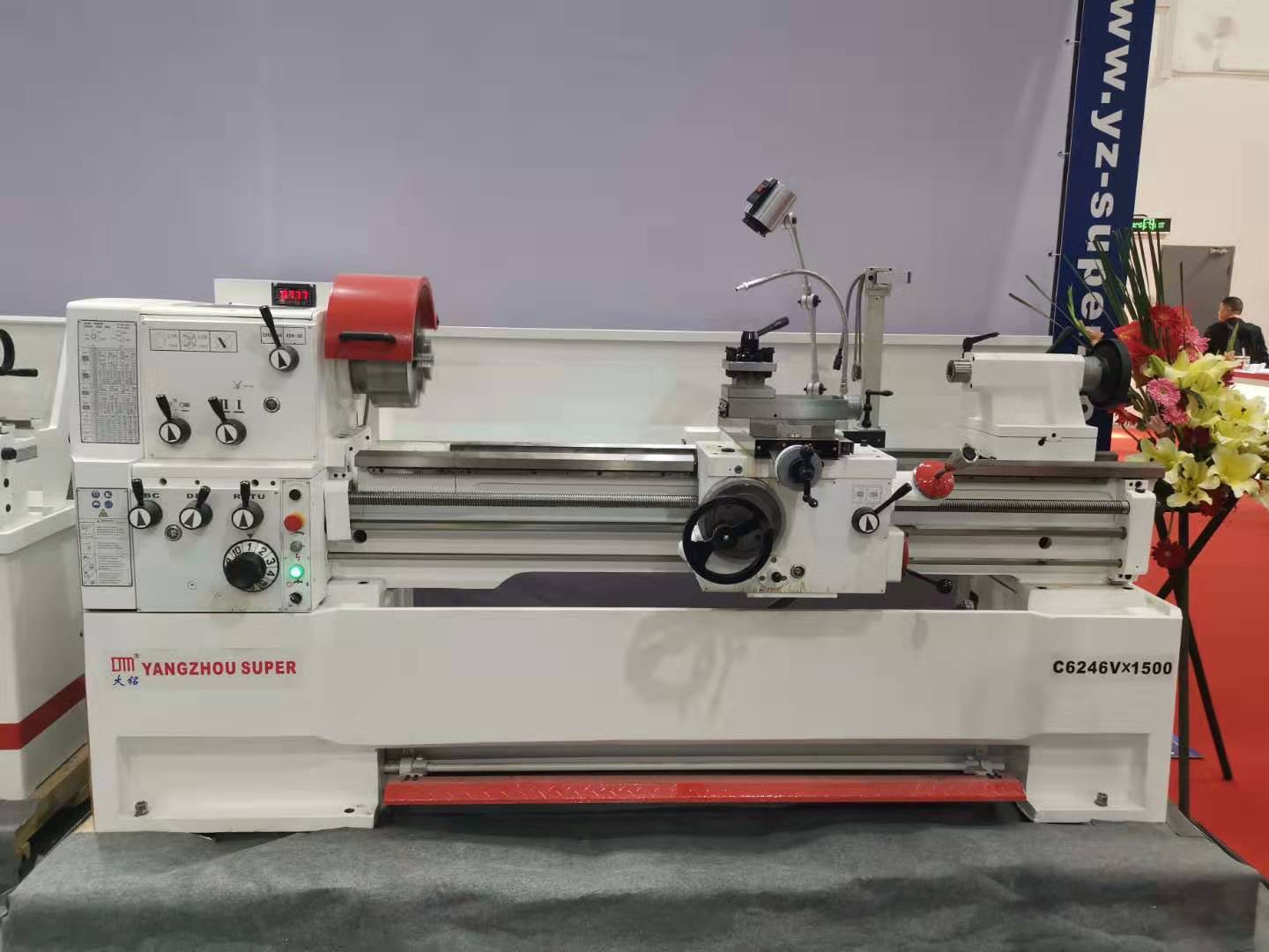 YANGZHOU SUPER MACHINE TOOL CO.,LTD – matriz de metal 2