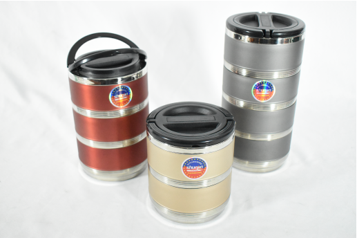 Insulated lifting pot