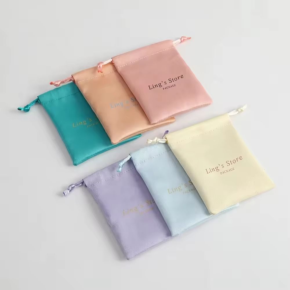 Jewel Velvet Pouch