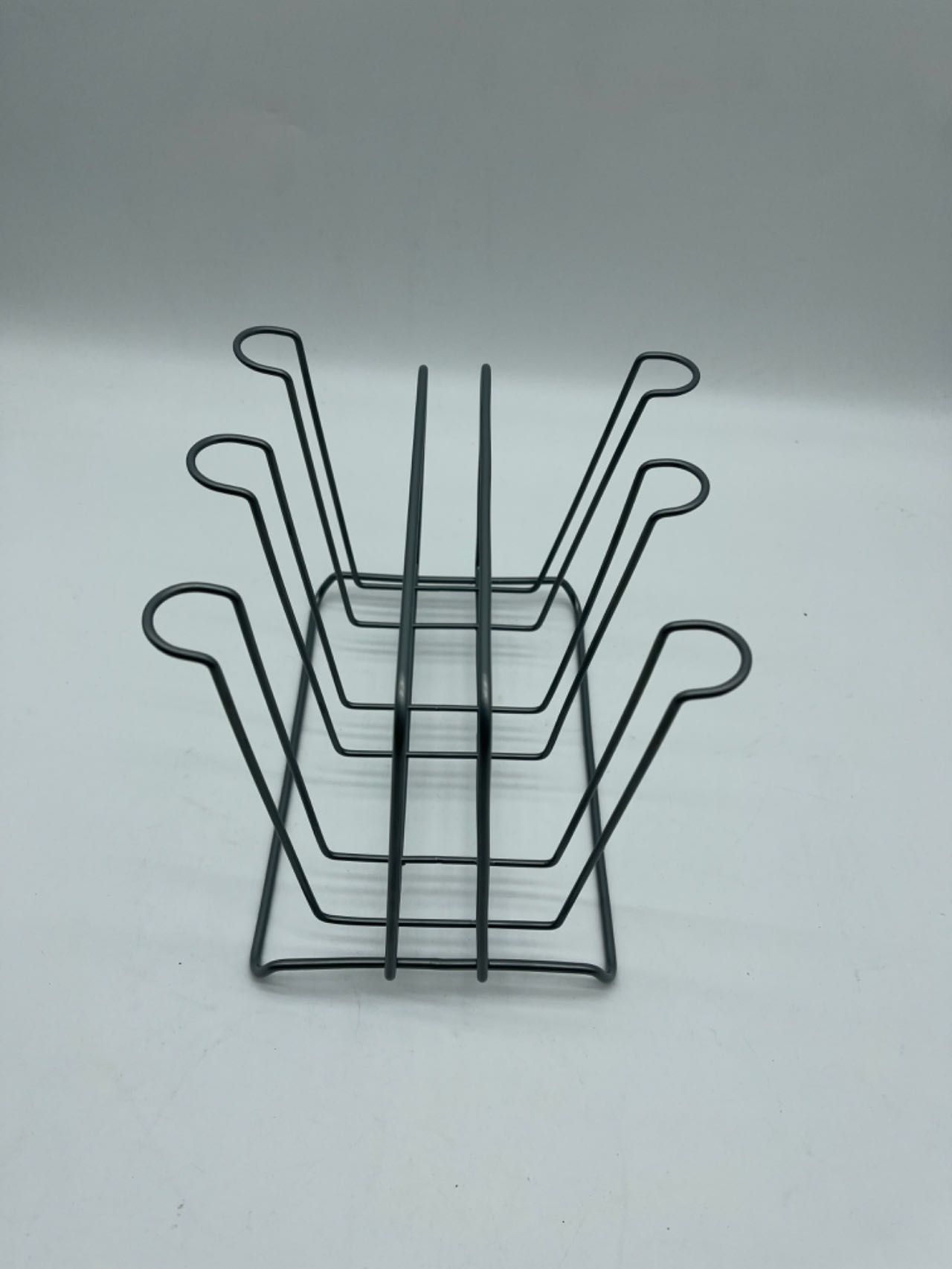 Wire rack cup rack