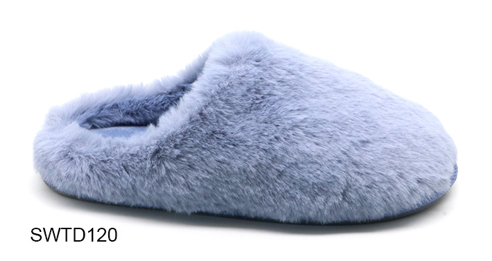 Slippers，indoor Slippers ,plush Slippers,flat