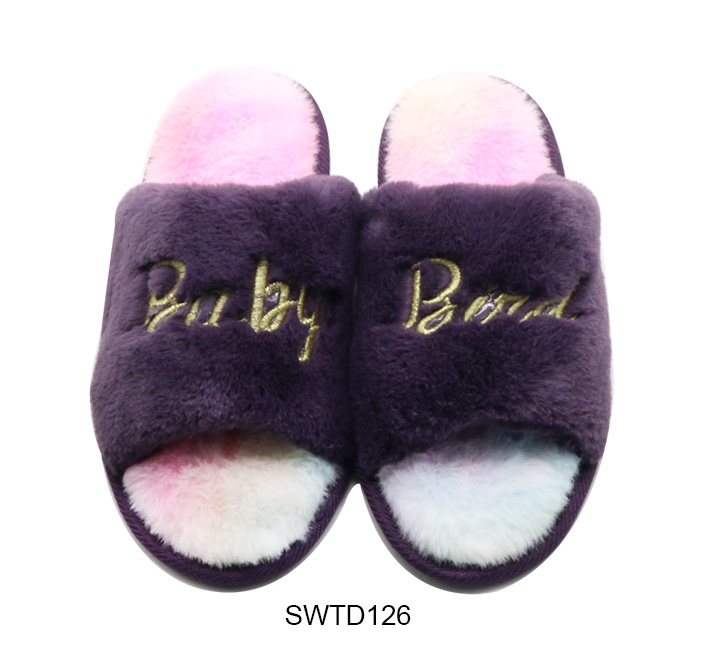 Slippers，indoor Slippers ,plush Slippers,flat