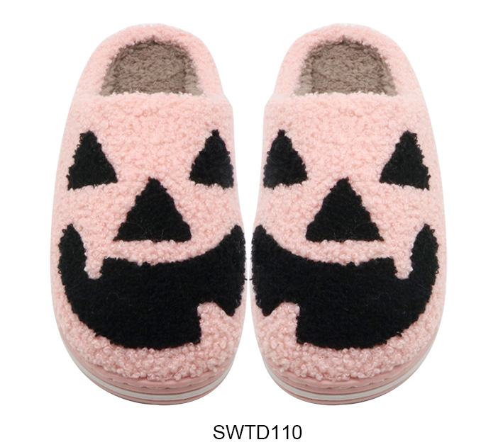 Slippers，indoor Slippers ,plush Slippers,flat