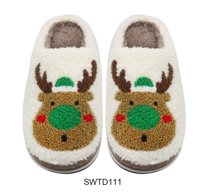 Slippers，indoor Slippers ,plush Slippers,flat