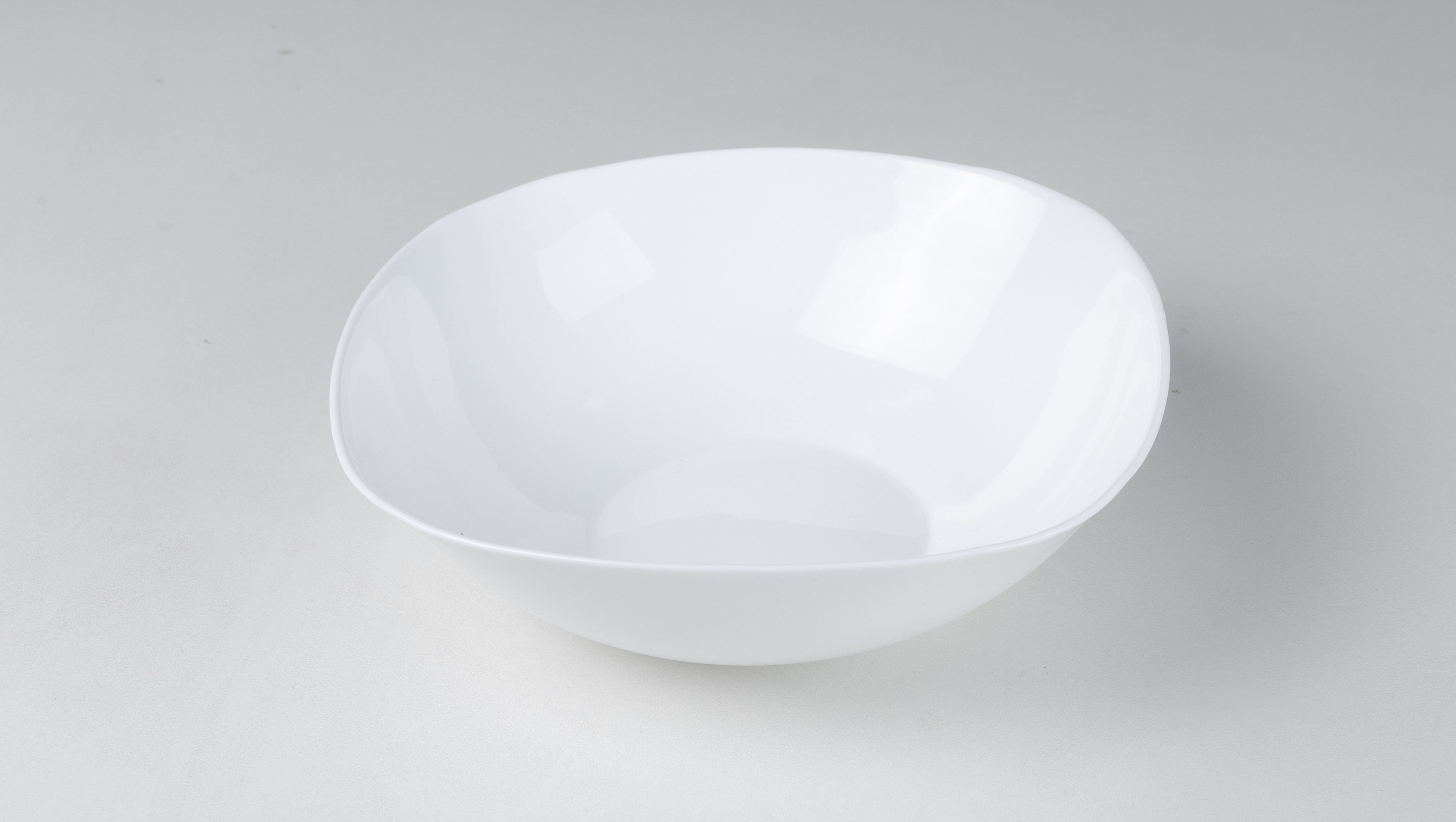 Opal glass bowl 、 classic square
