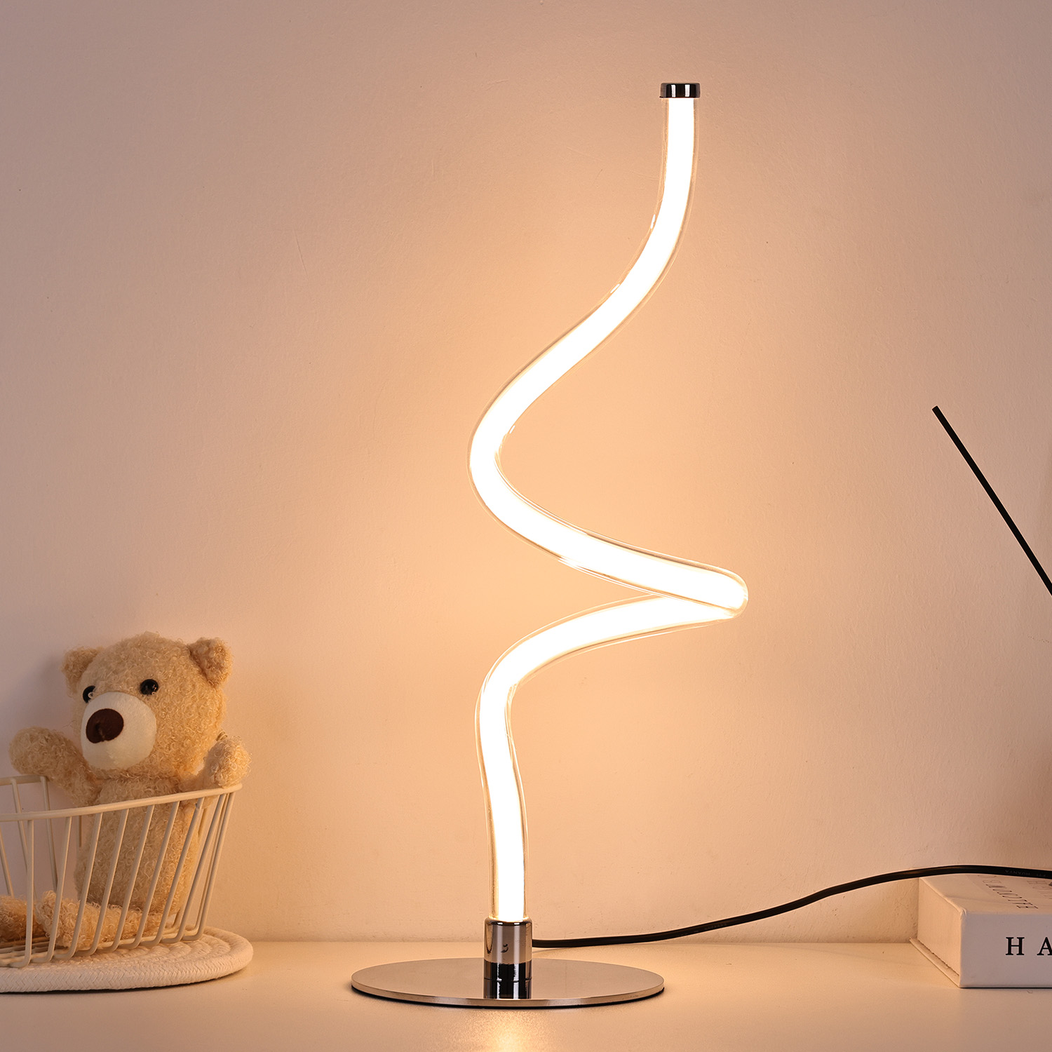 Table lamp