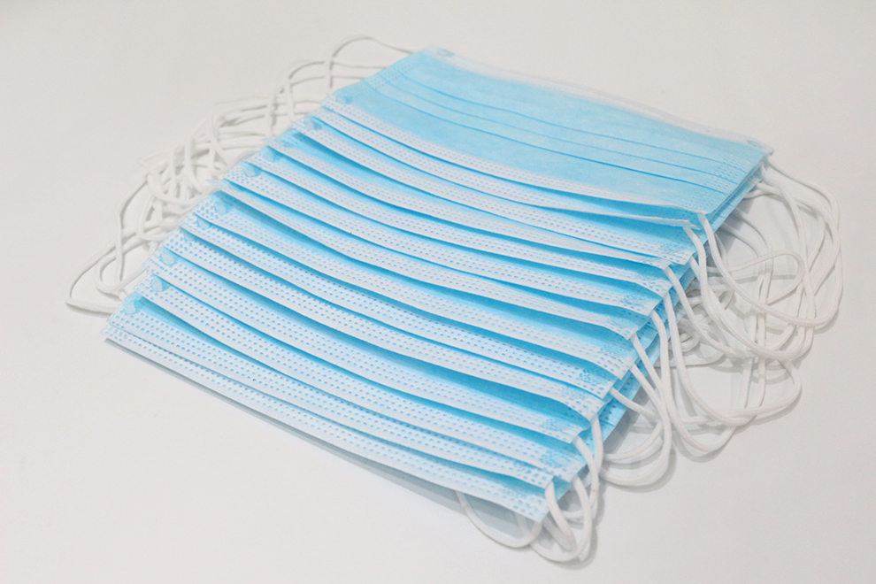 Non woven face mask