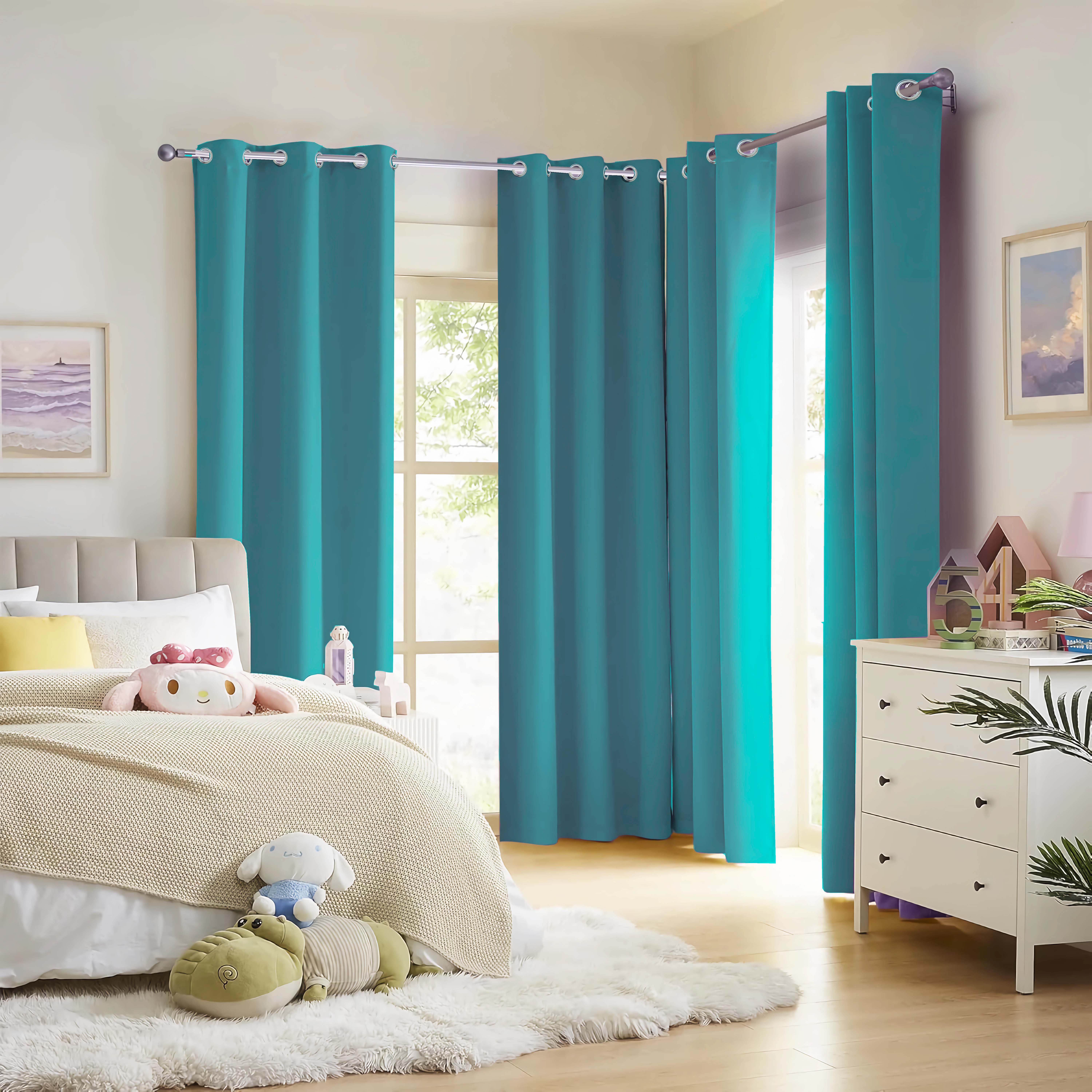Blackout curtain