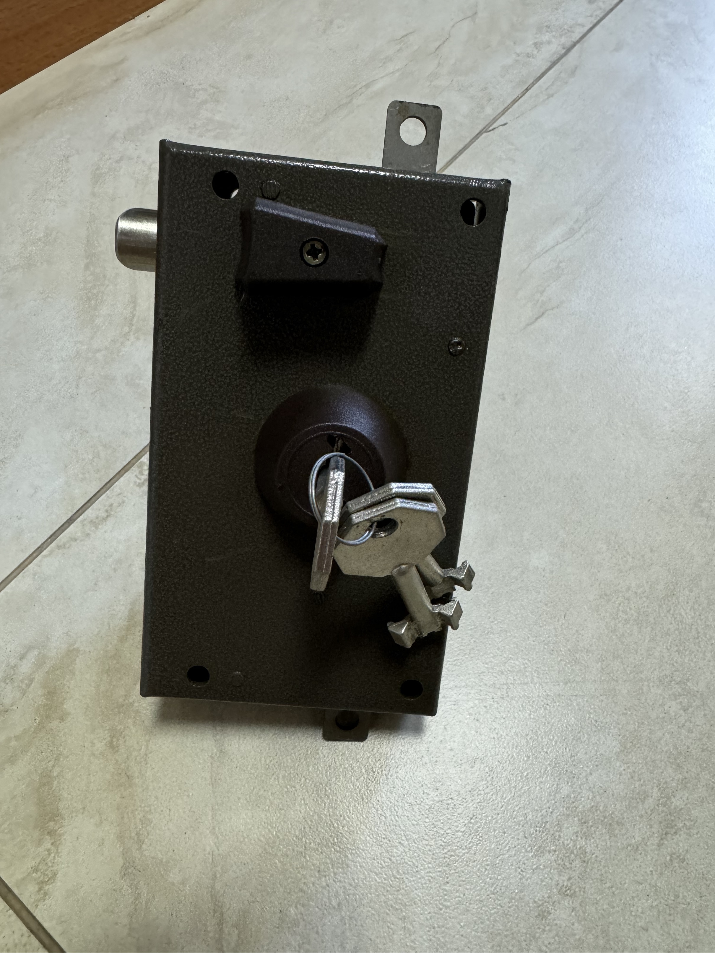 Rim lock
