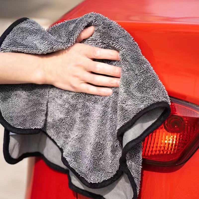 Absorbent Twist wash towel for car