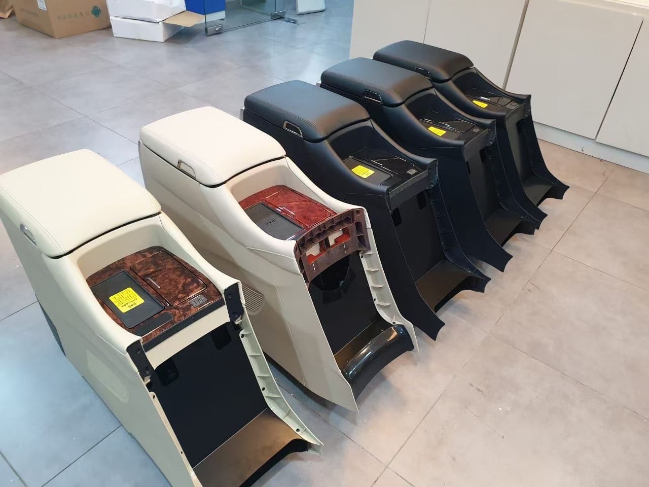 DANDONG DAWO TRADING CO.LTD – Car door 2