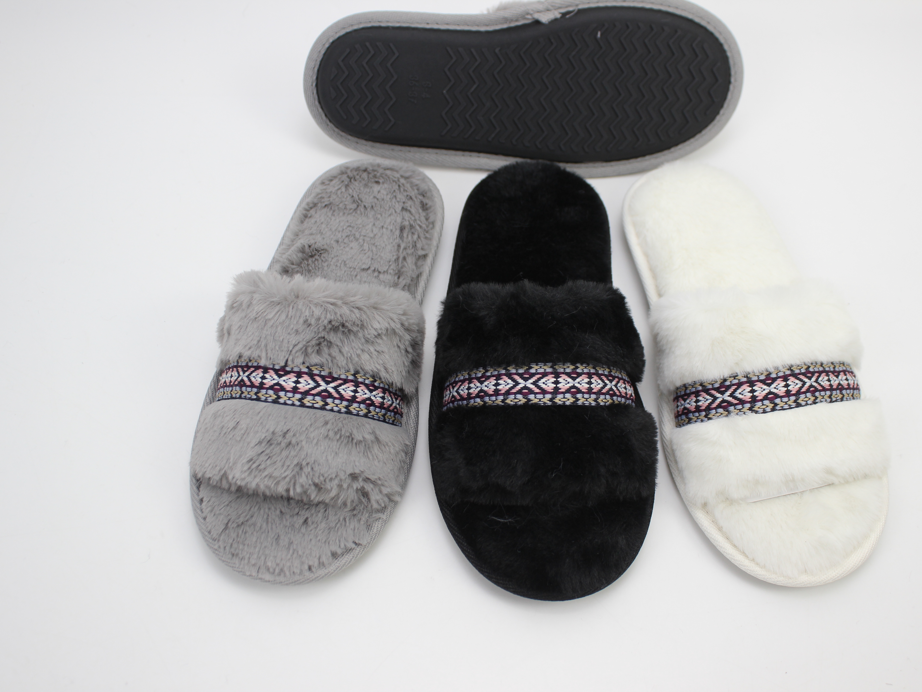 NINGBO JC IMPORT & EXPORT CO., LTD. – zapatos de tacón 2