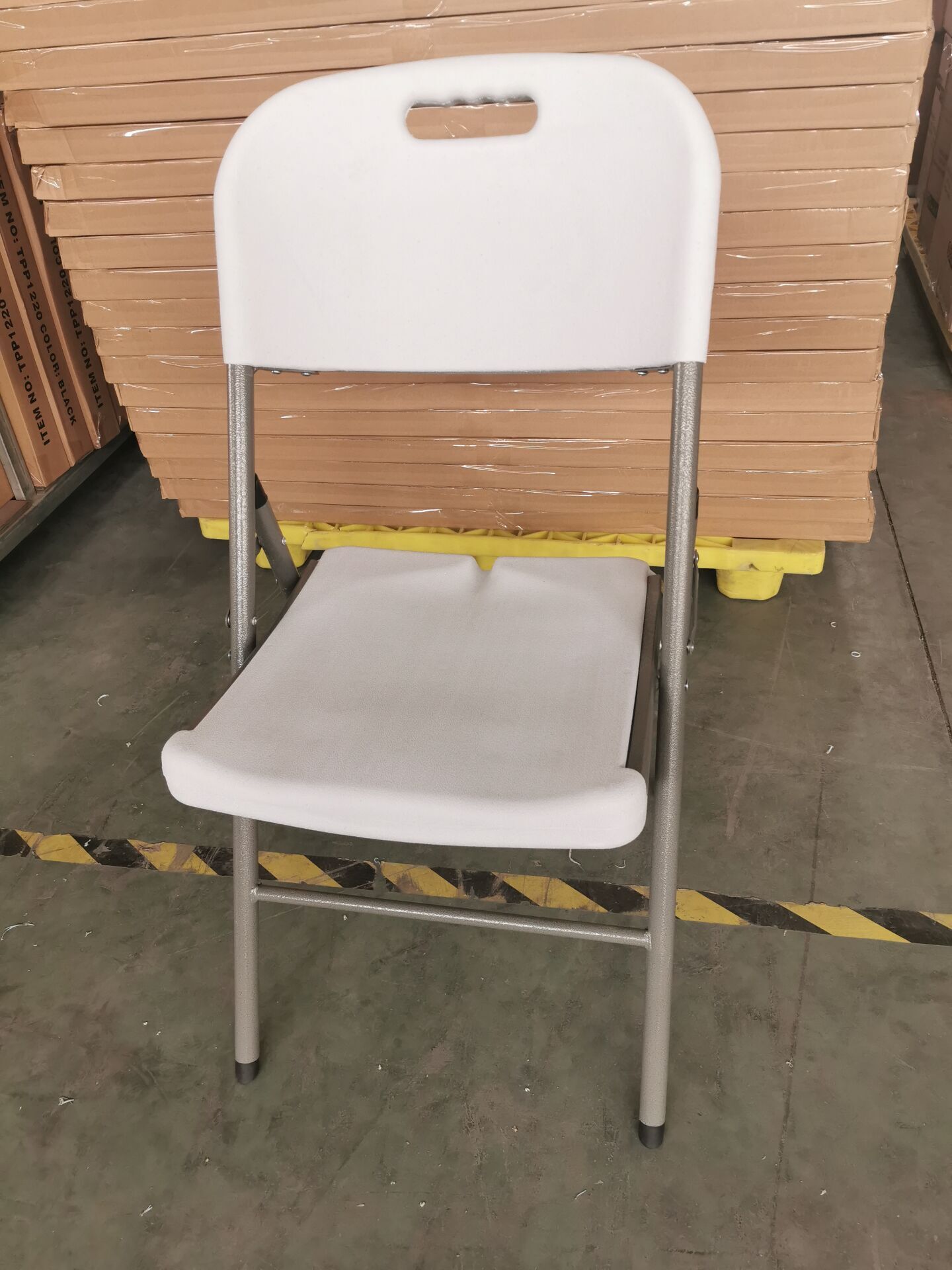 Plastic folding chair