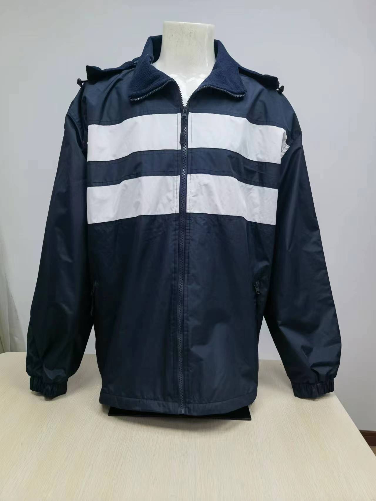 windbreak jacket