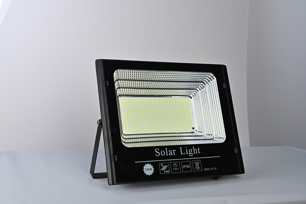 Foshan JiaTeMing Lighting Electrical Appliance Co.,Ltd. – lámpara de escritorio 3