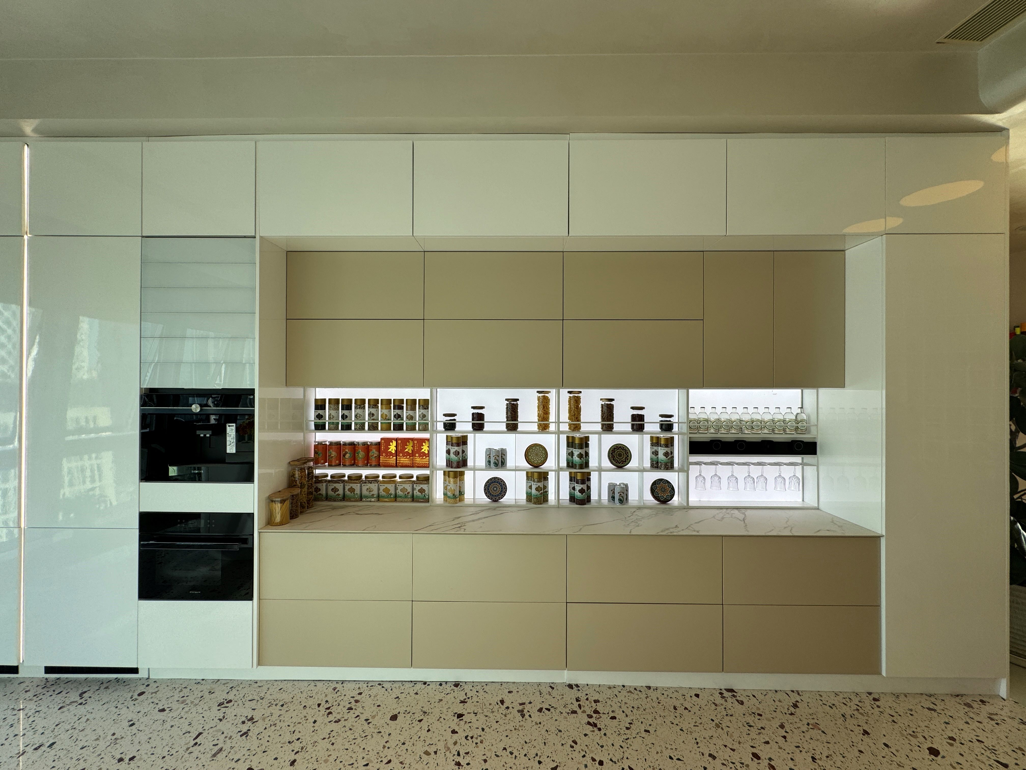 Shenzhen Zhongyi Smart Home Co., Ltd. – sofá de cuero 3