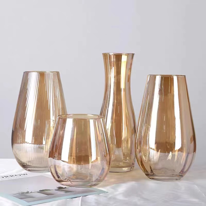 Glass vase