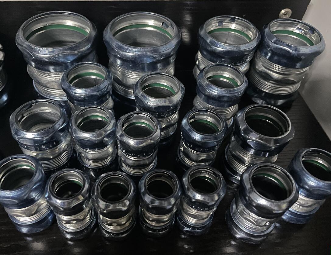 Hzq Emt Fittings