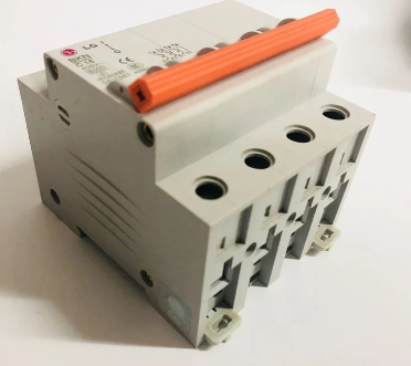 Leakage protection switch