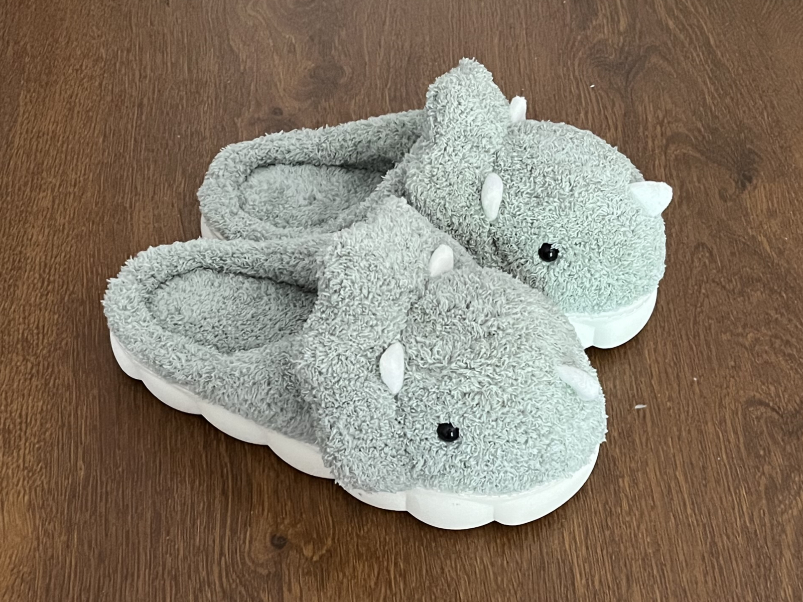 3D novelty plush slipper