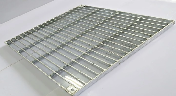 Steel grating