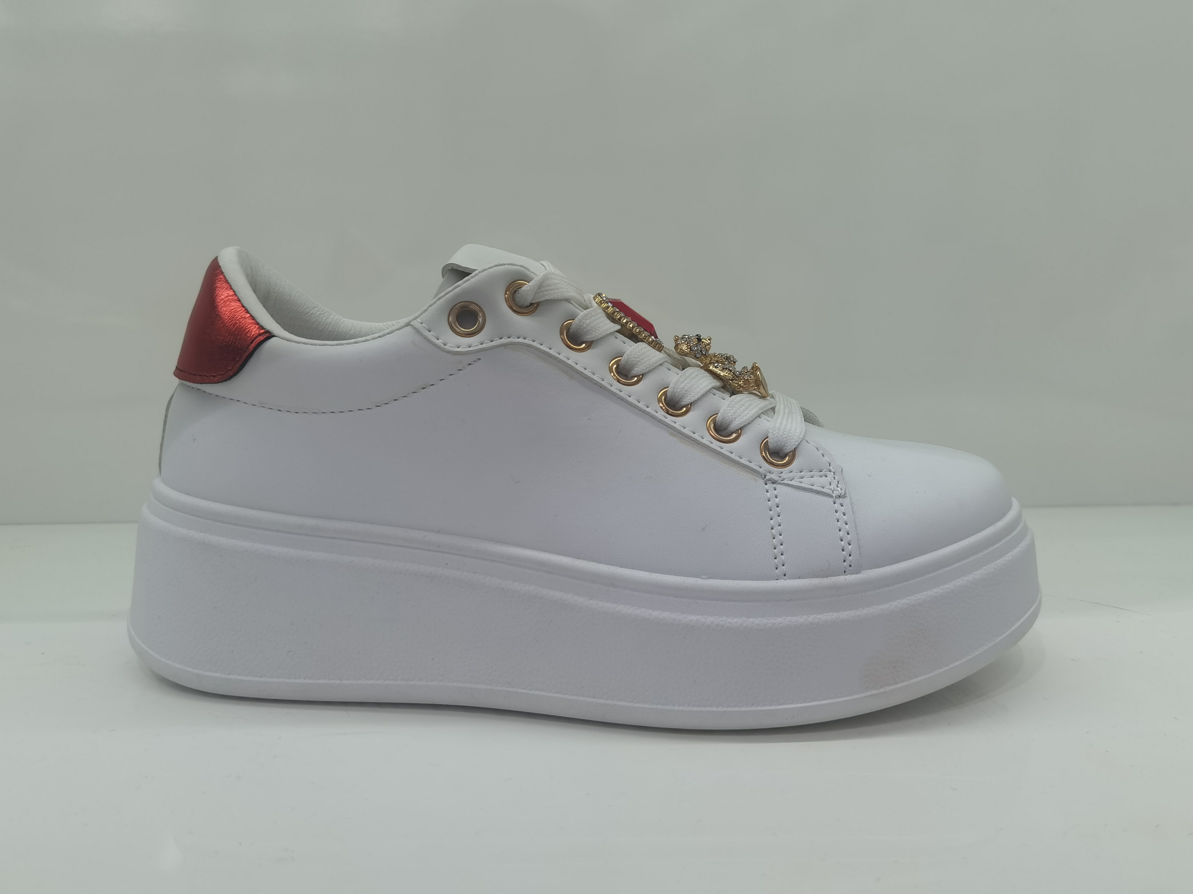 Women's shoes