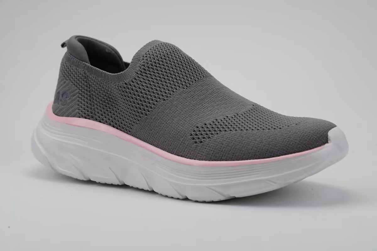 Sport shoes