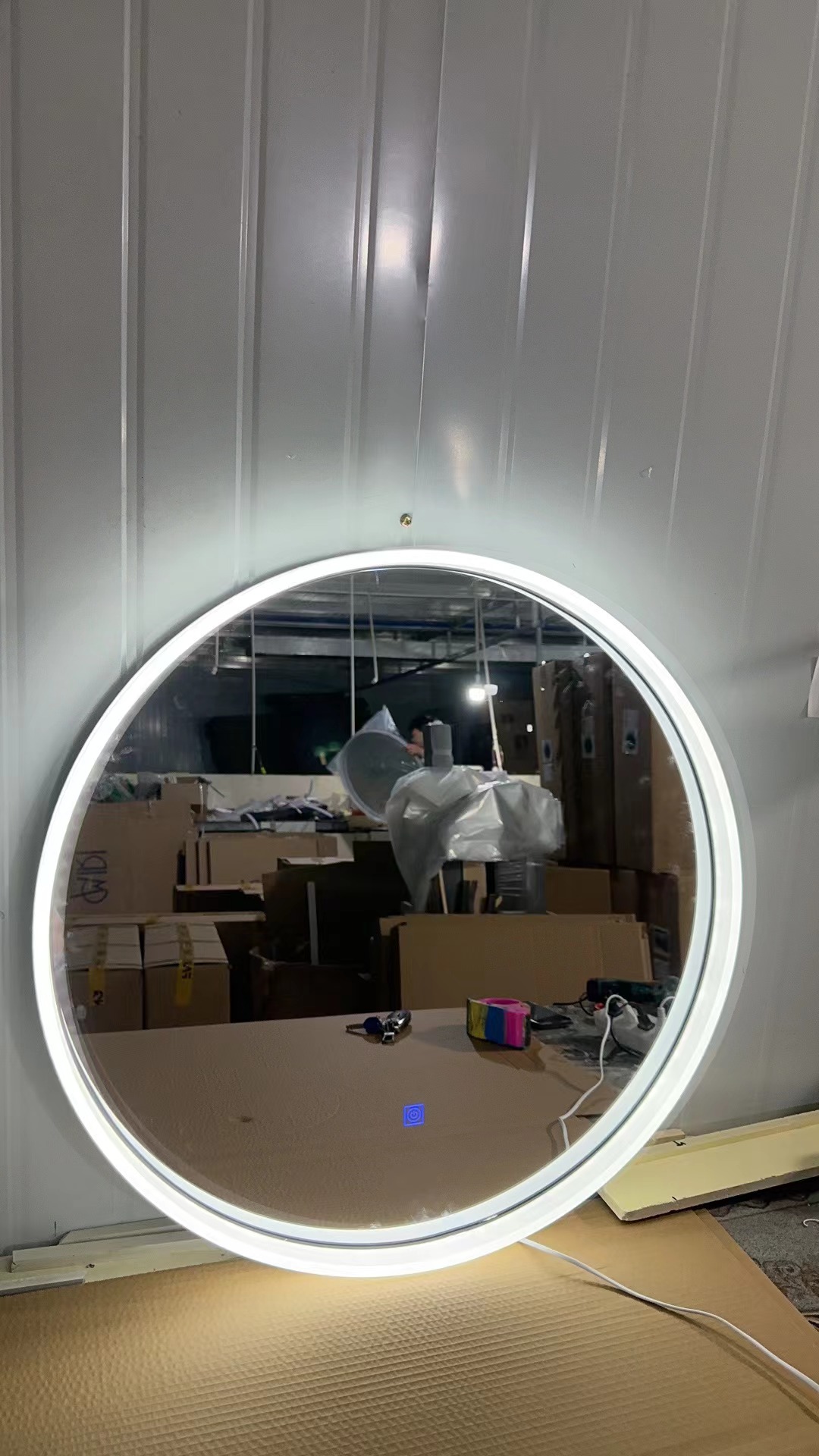 led mirror