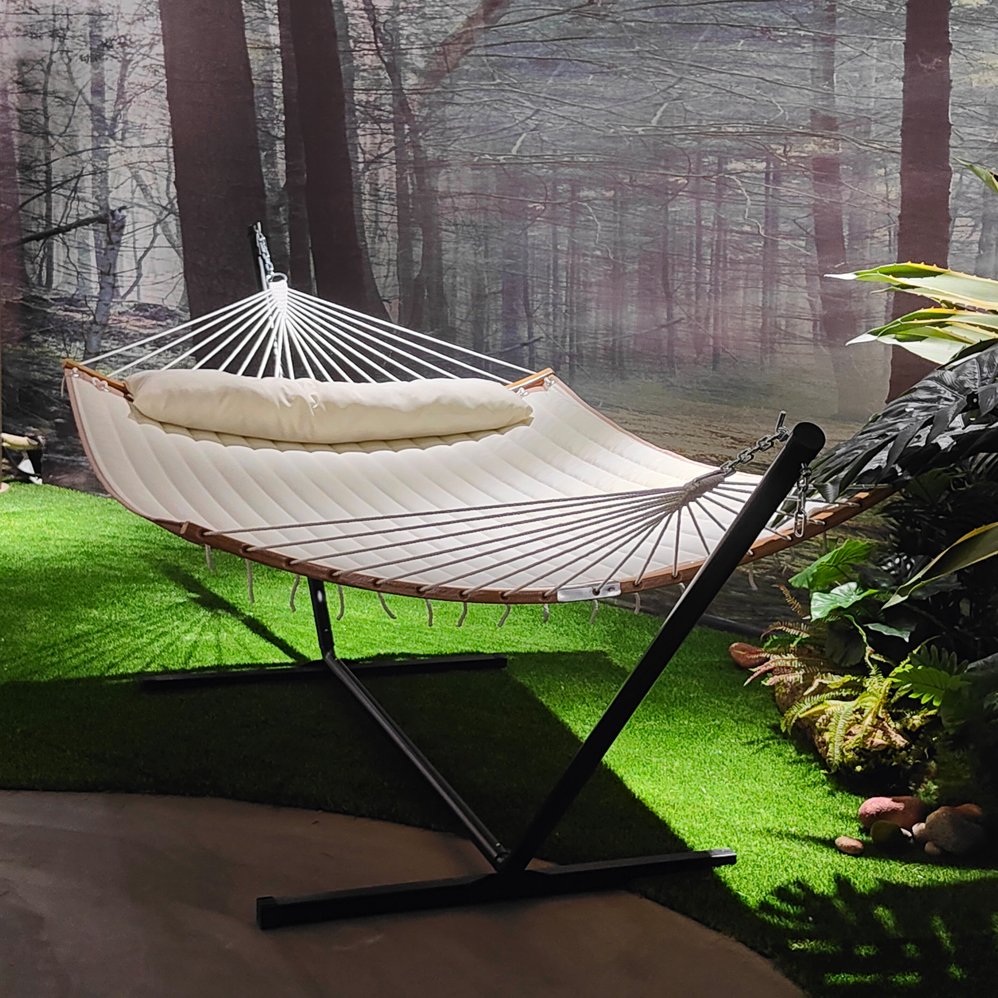 Quilted Fabric Hammock with Pillow for Outside Heavy Duty 2 Person Hammock