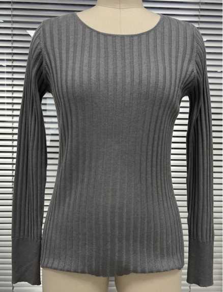 Woman's silk cashmere long sleeve sweater