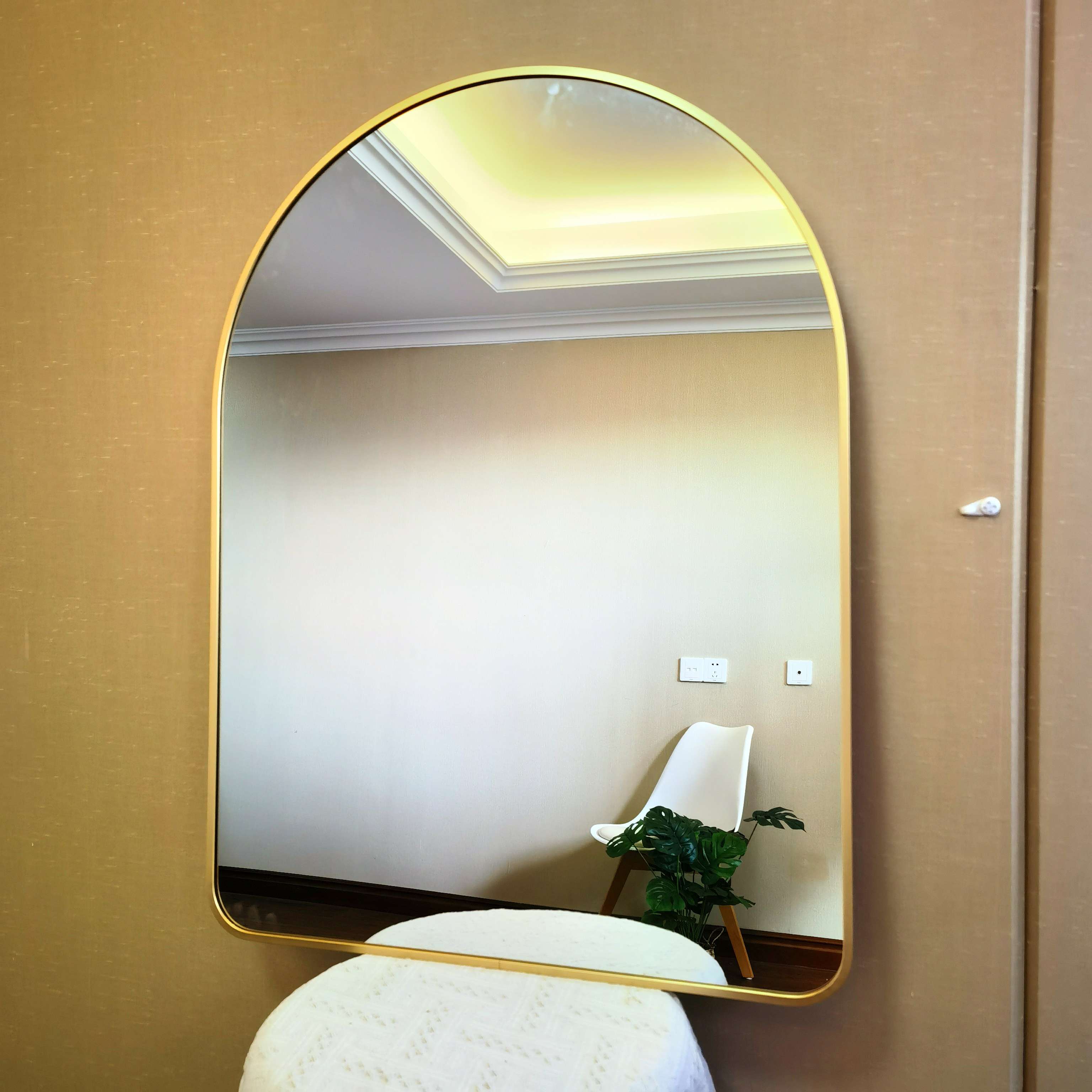 Decorative mirror