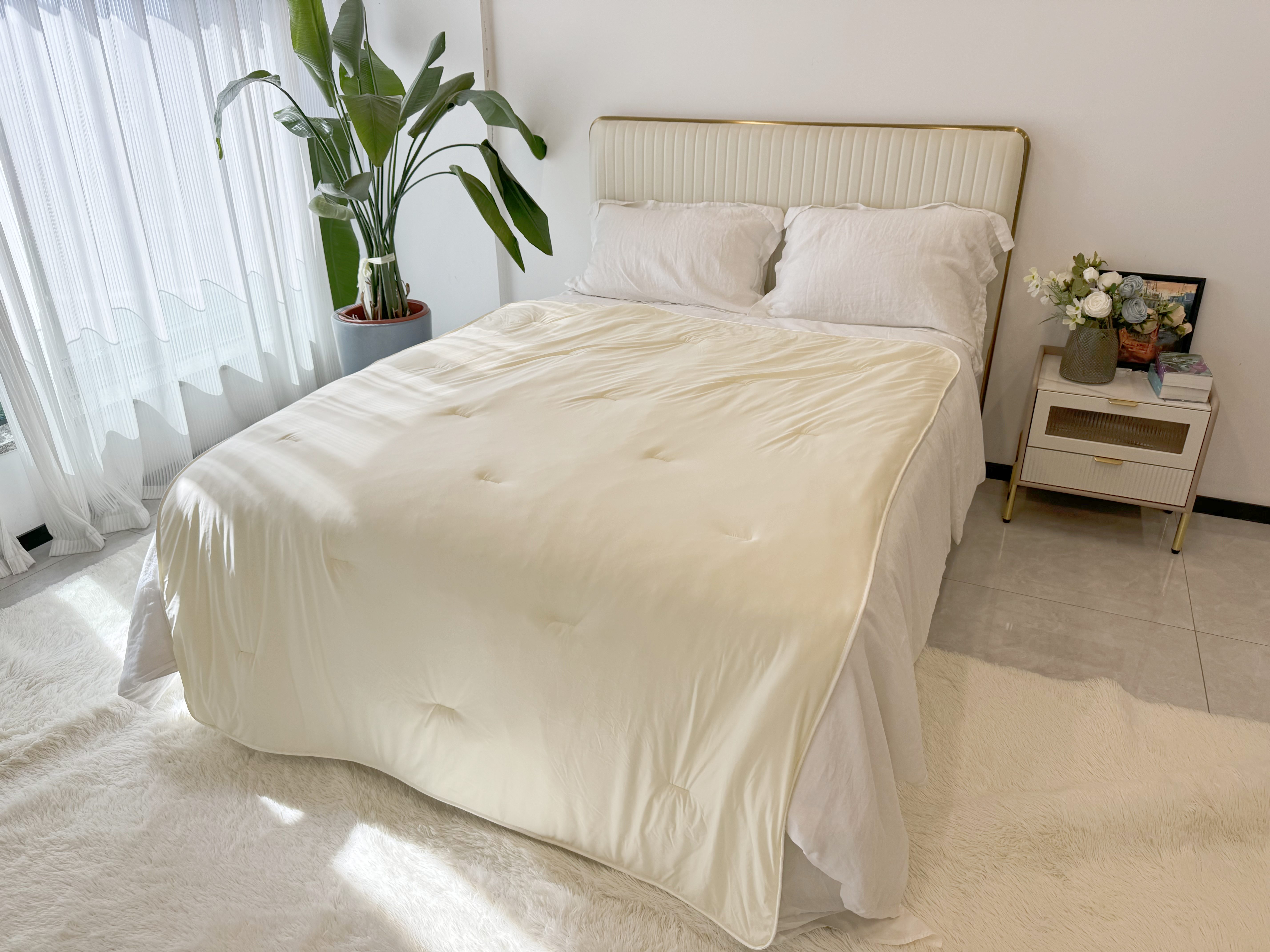 Custom Comfy Bamboo Blankets for Hot Sleepers Lightweight Summer Blanket Warm&Cool Nylon Blanket