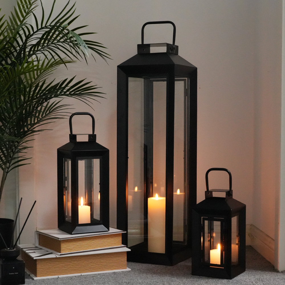 Set of 3 metal lantern