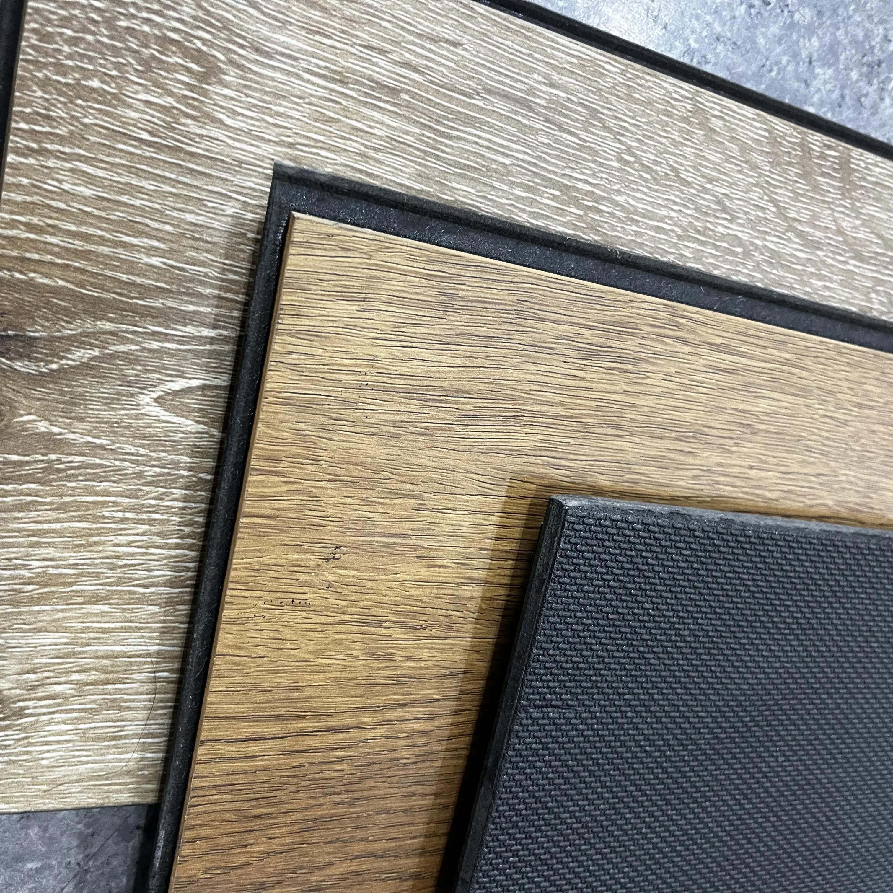 Black Core Waterproof Laminate Flooring Eco-Friendly ENF Grade 72h Thickness Swelling 5% Bathroom