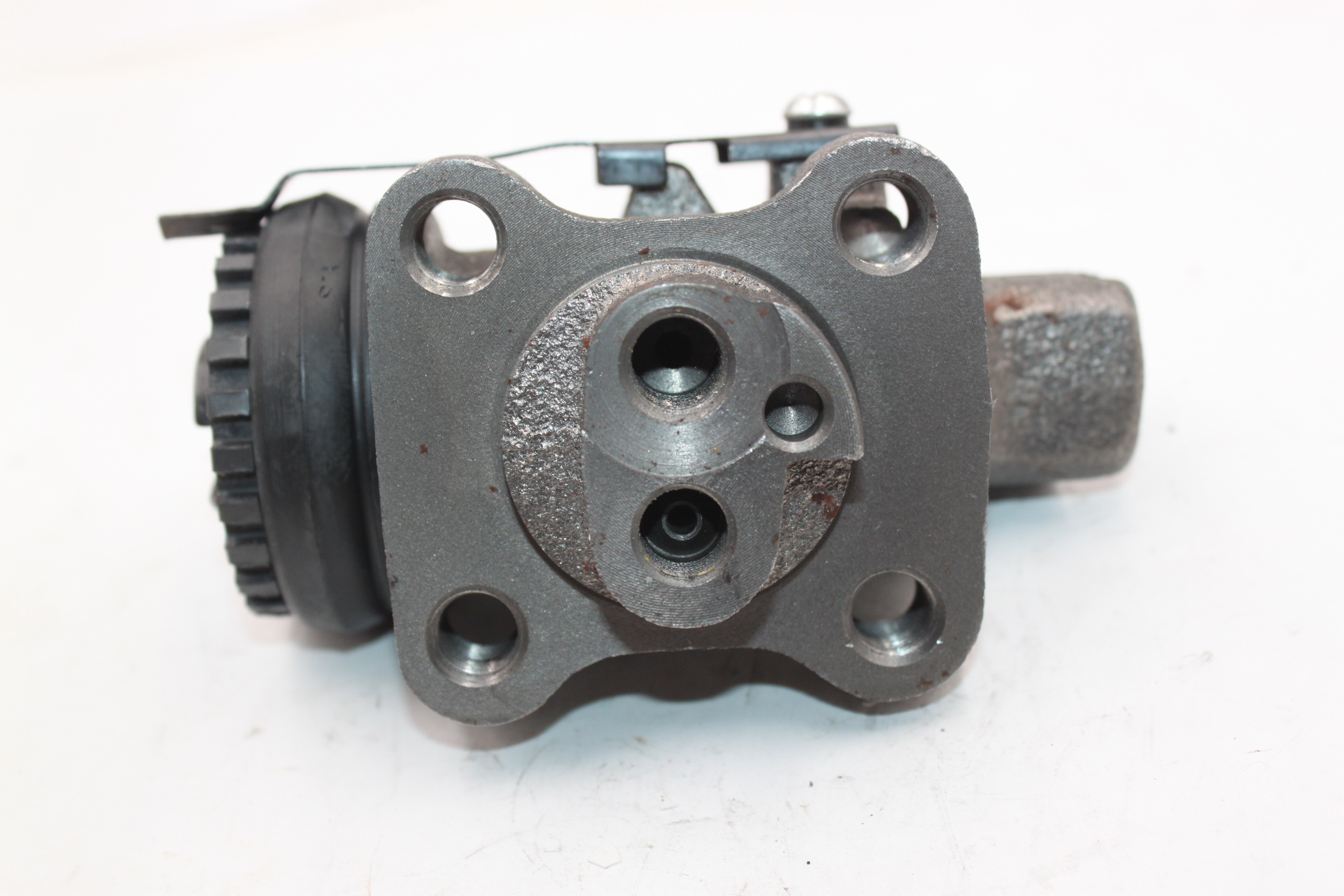 WUHU YUTAI AUTOMOBILE BRAKE CO.,LTD – llanta de caucho 2