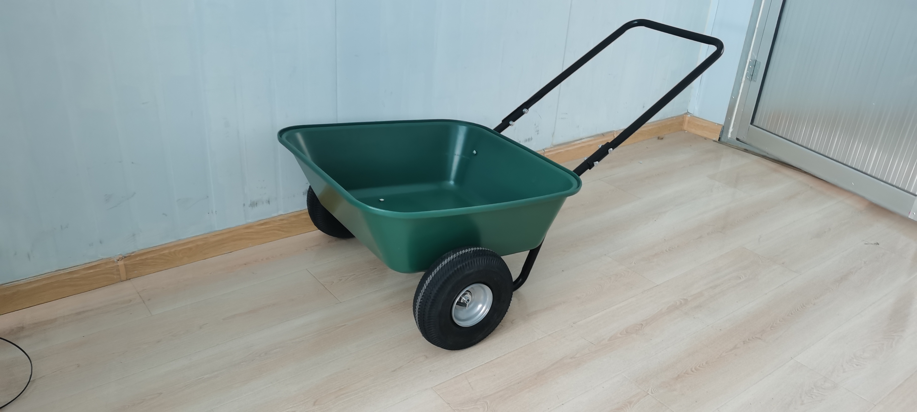 QINGDAO XINZHAN TOOLS CO.,LTD – Platform hand truck 2