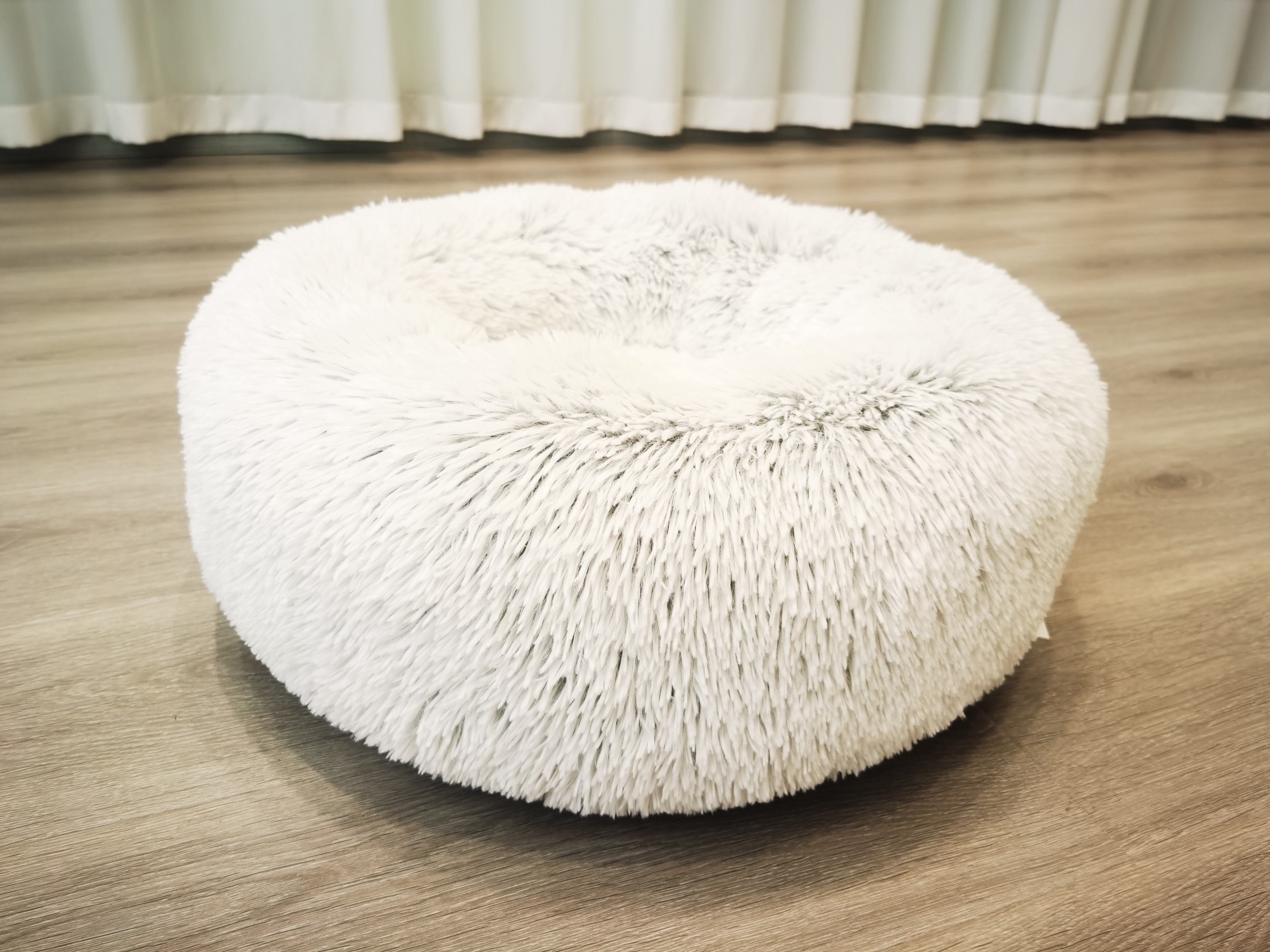 Long Shag Pet Bed