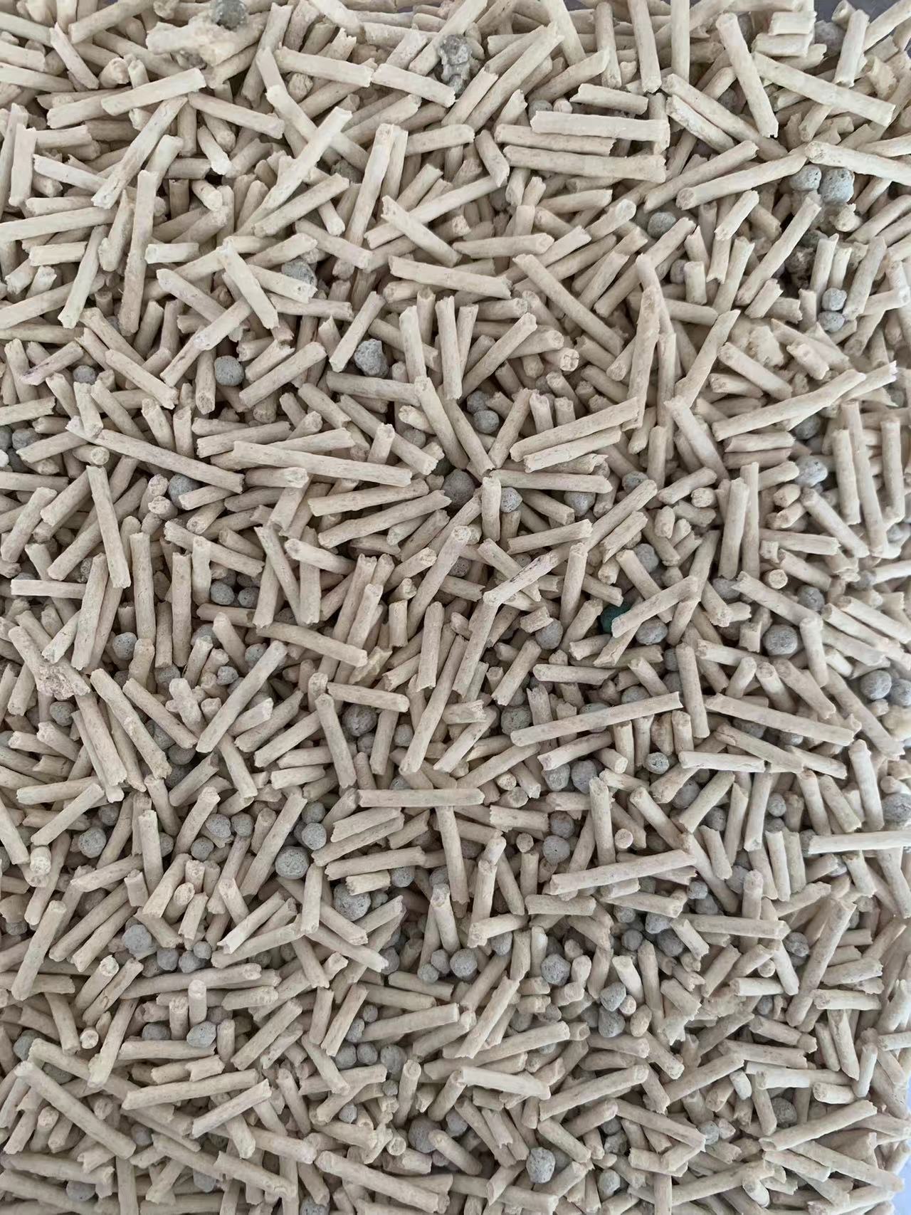 mixed cat litter