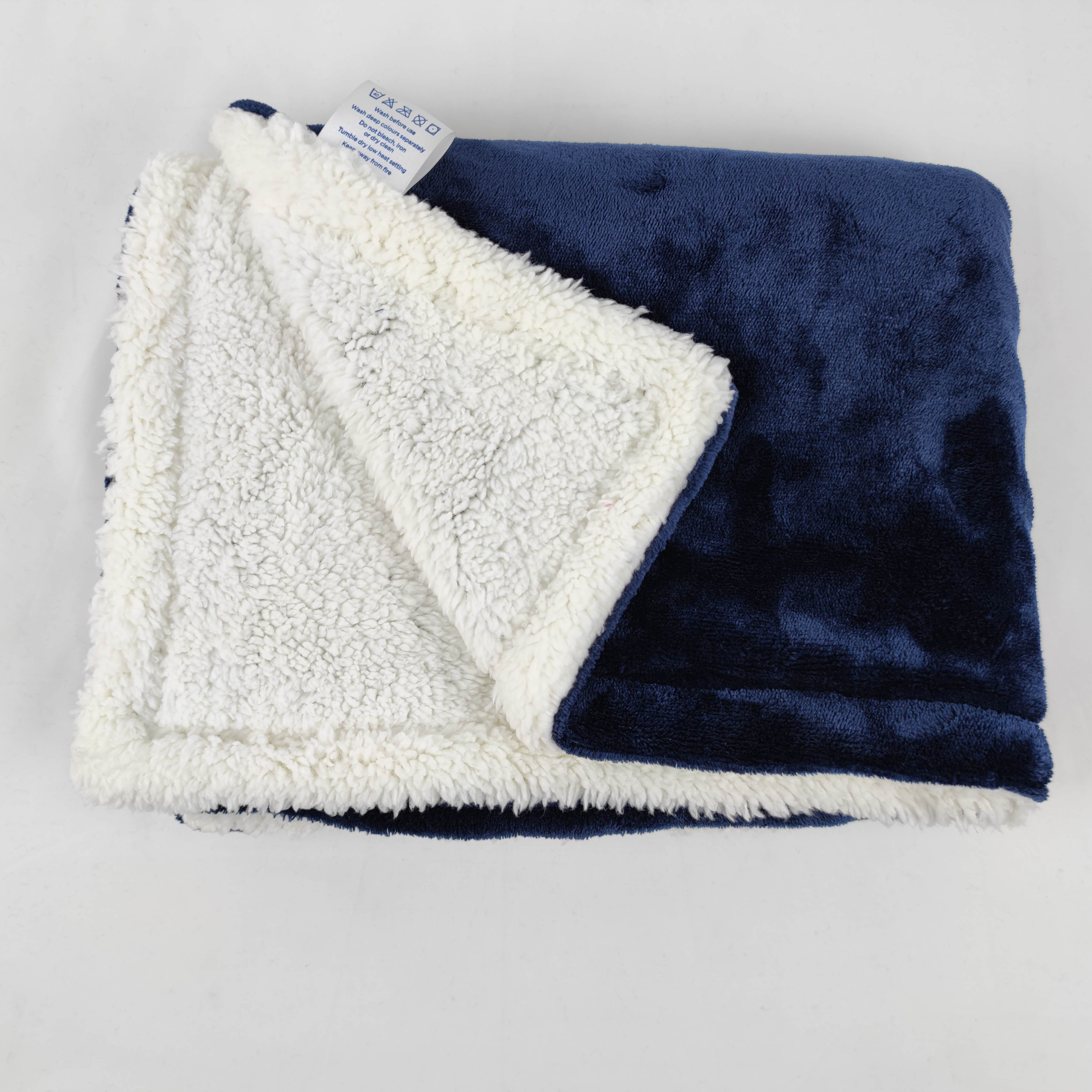 Flannel and sherpa composite blanket