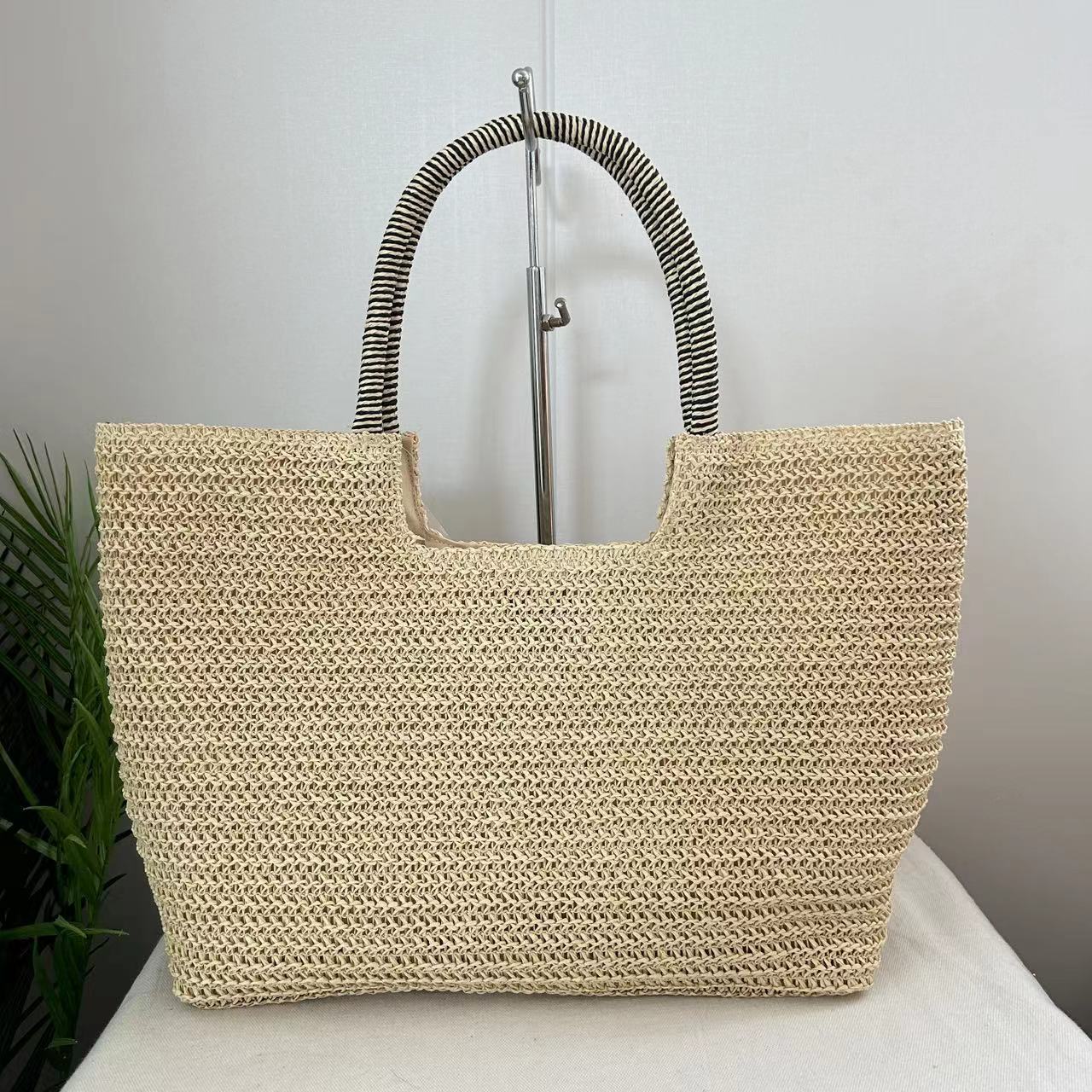Paper crochet bag