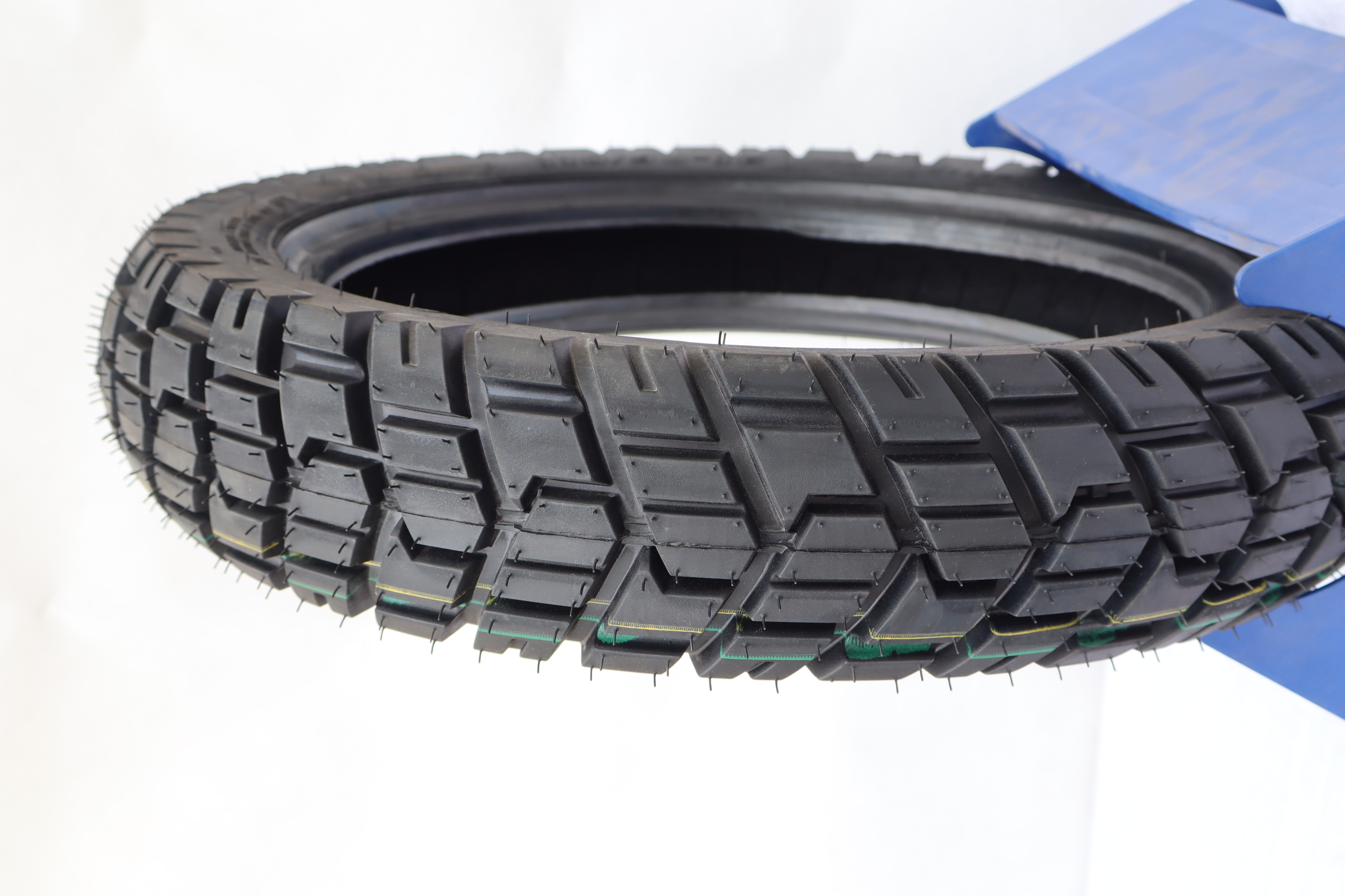 SHANDONG FOREVER RUBBER CO.,LTD – manubrio de aluminio 3