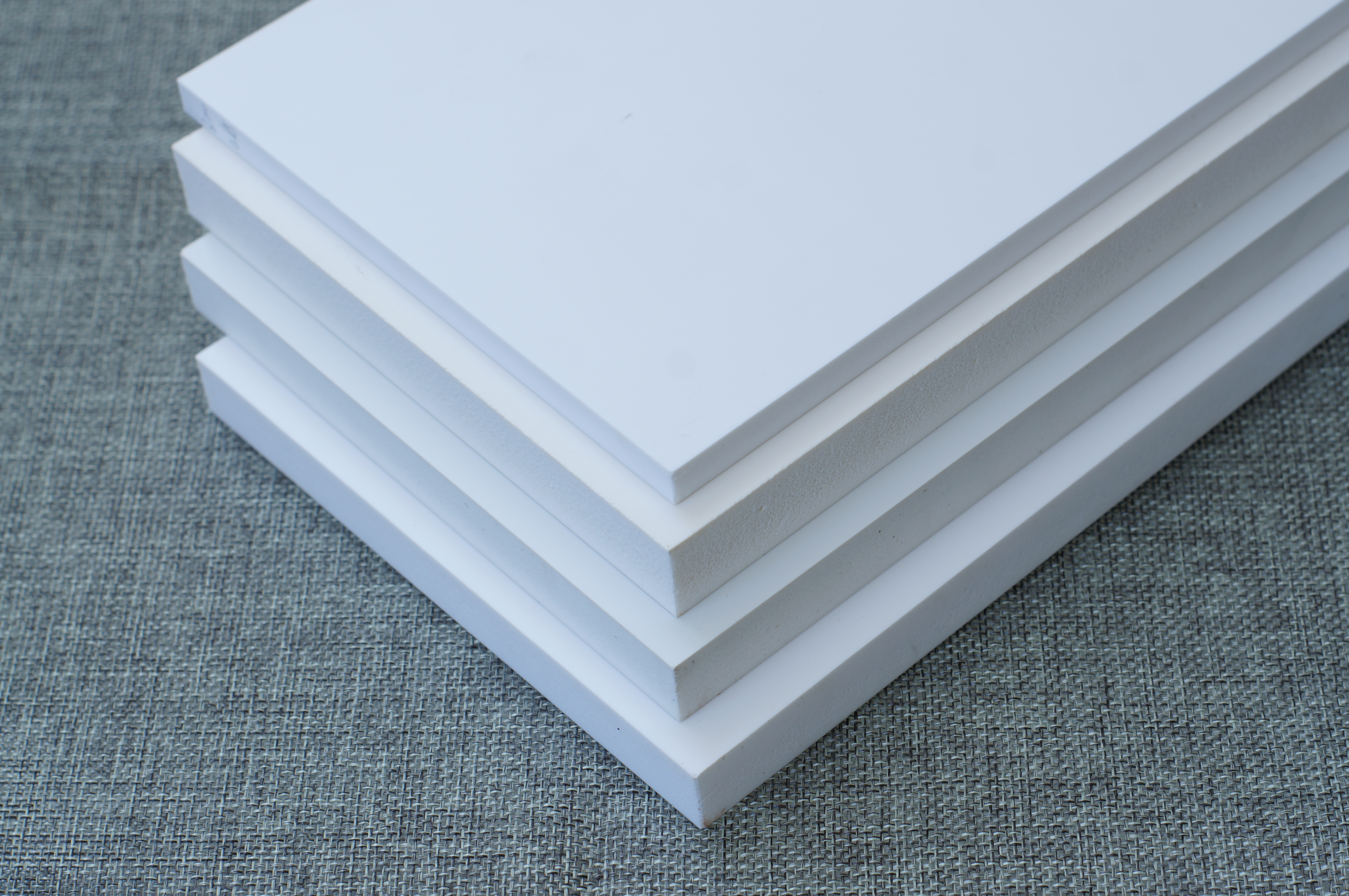 LAIWU HUAYING PLASTICS CO.,LTD – cama de metal 4