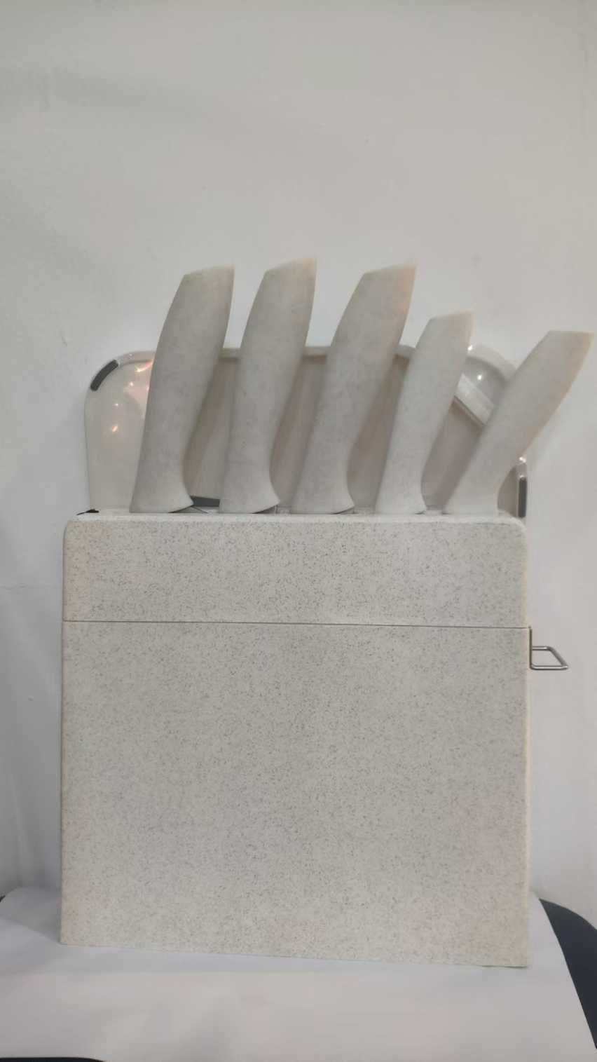 Magnetic cutting board set knife