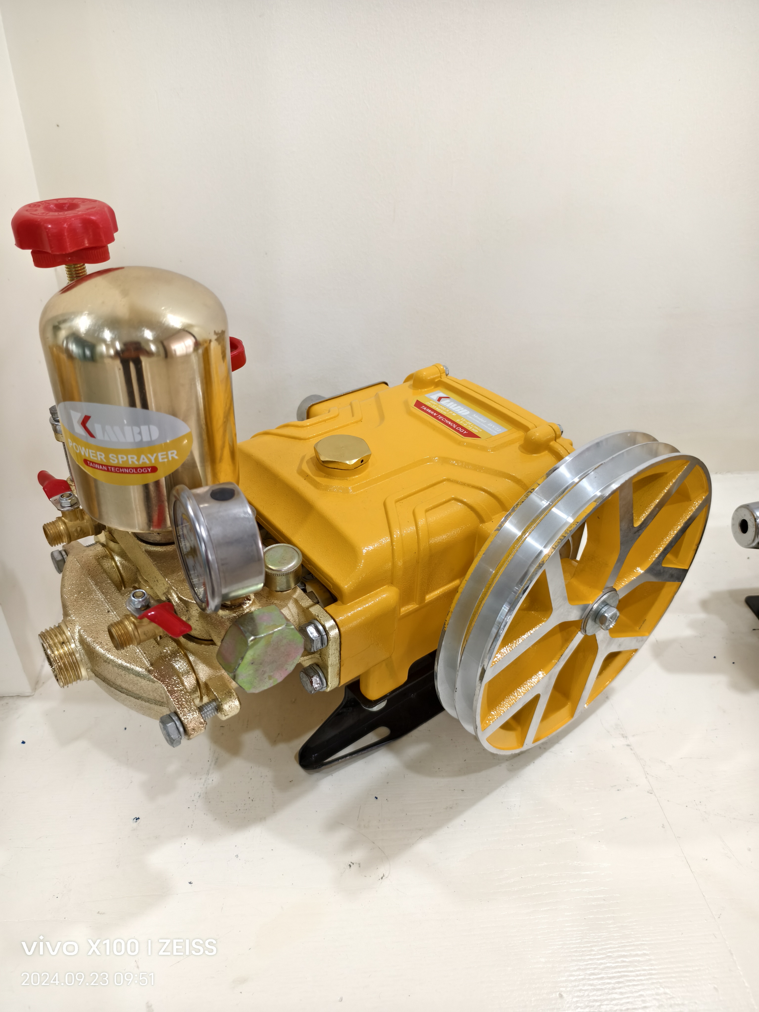 Plunger pump