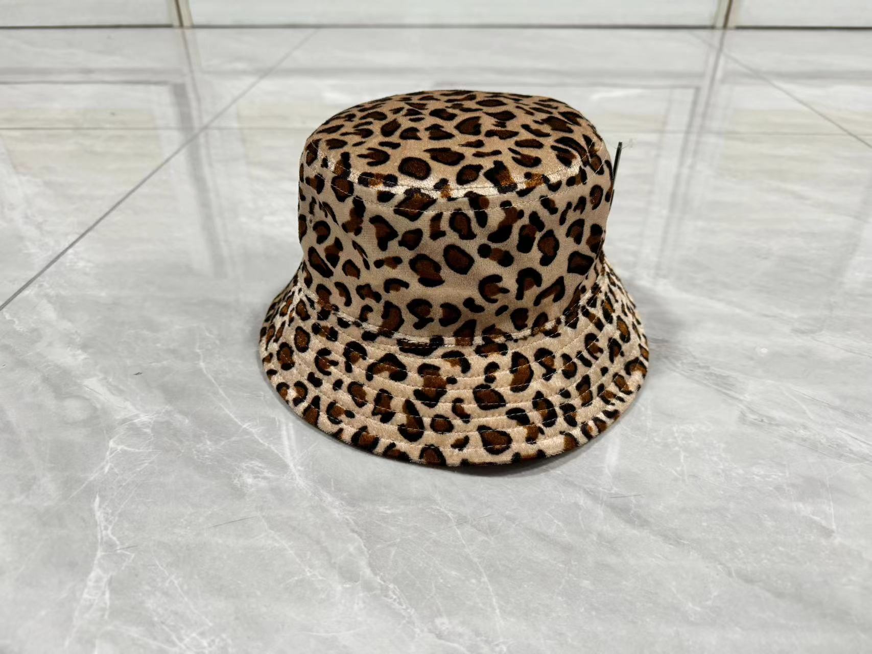 Jacquad bucket hat