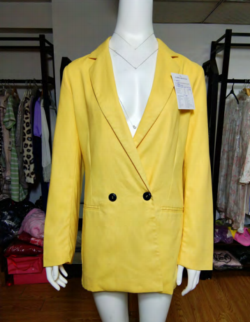 Women's casual blazer