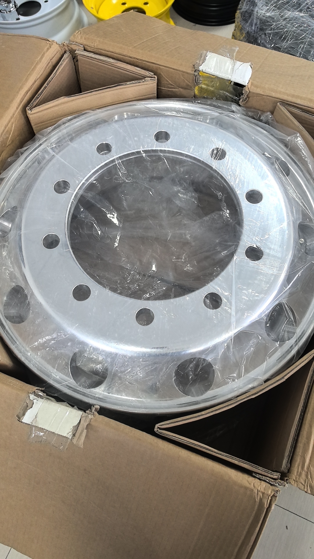 DONGYING TOP WHEEL CO.,LTD – llanta de caucho 2