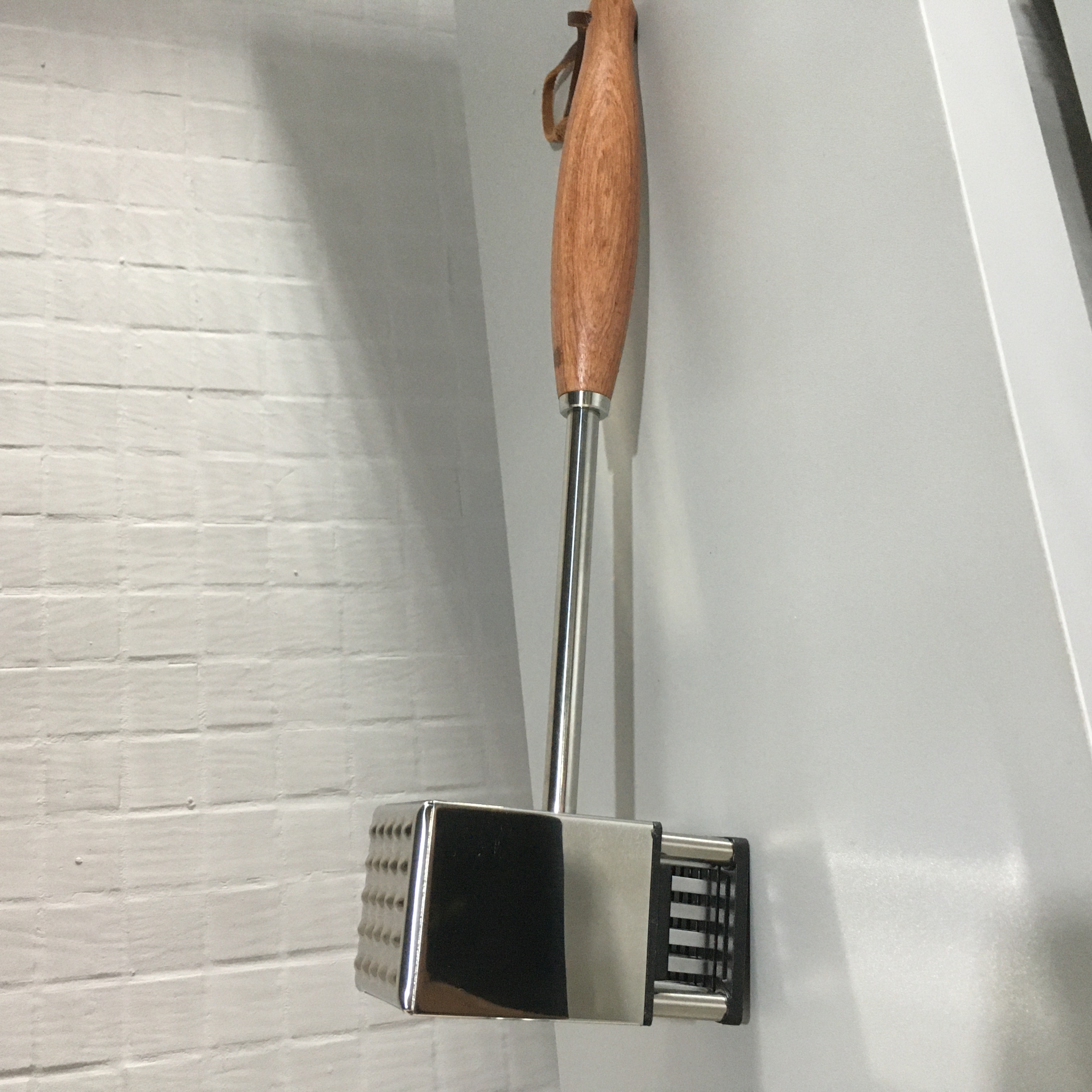 Meat hammer