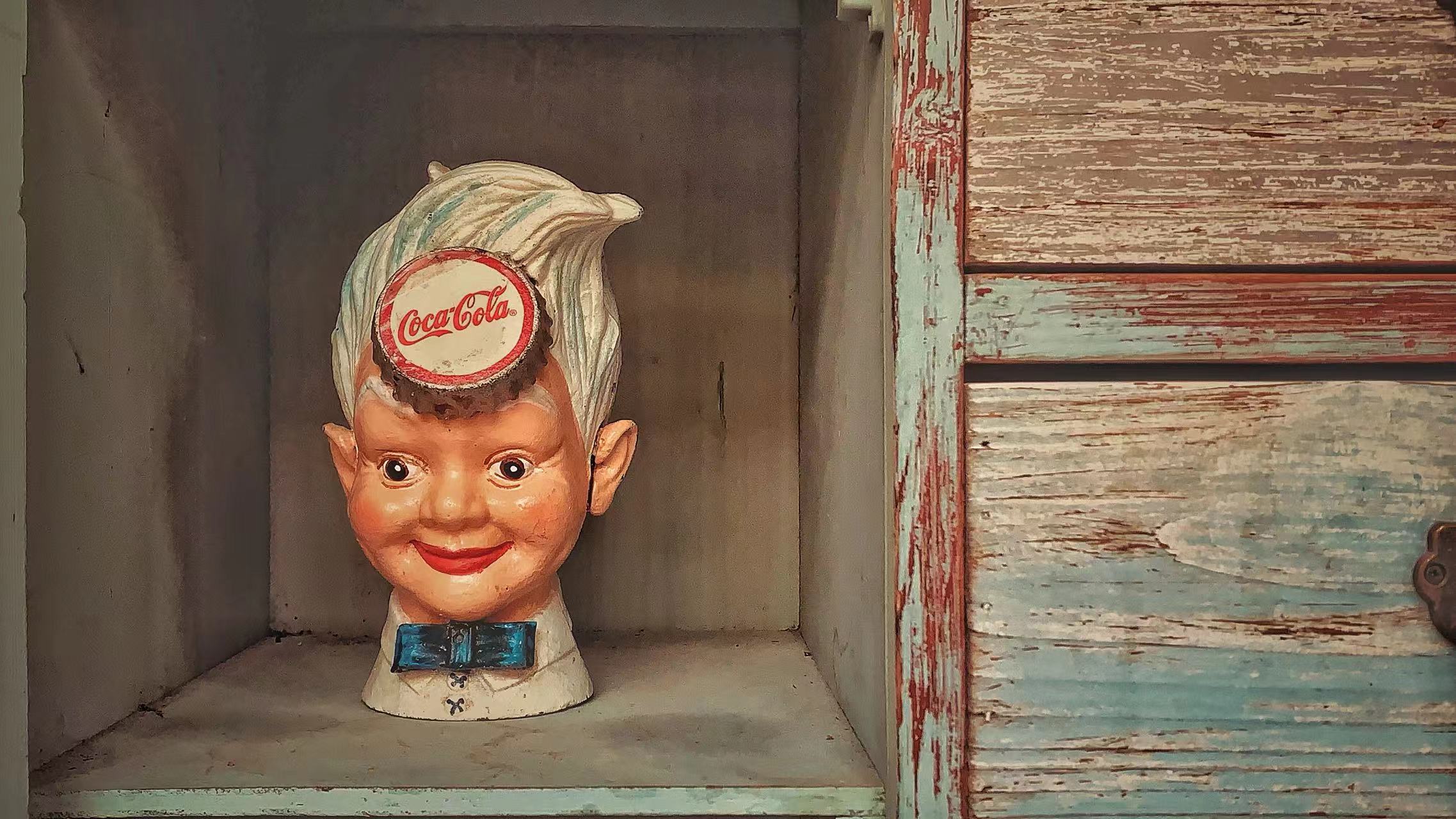 cast iron cocacola