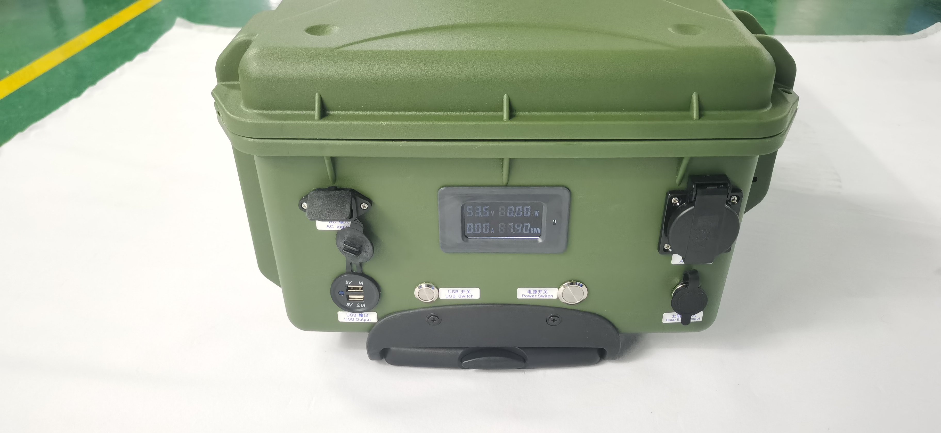 51.2V 50Ah Portable Power Station Solar Generator